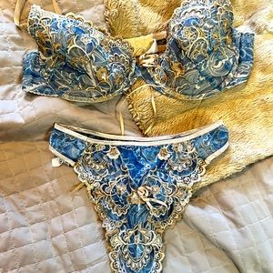 Blue 2 piece set luxury lingerie ID Sarrieri